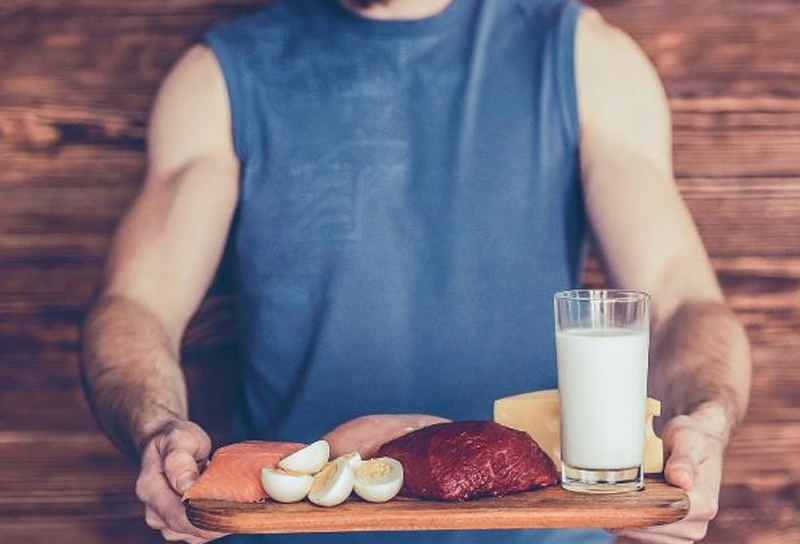 Para ganhar força física, estudo recomenda malhar e comer mais proteína - Abiad 